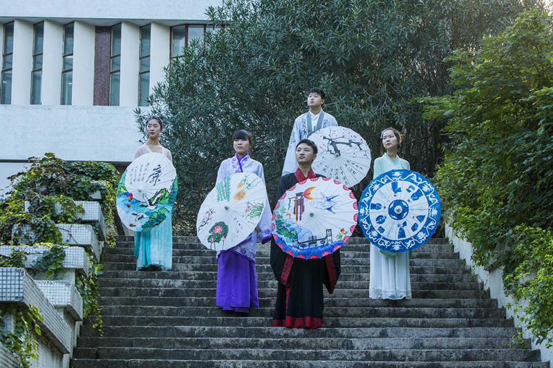 成人漫
 宋扬、周晓平；成人漫
 陈泠琳；成人漫
 黄梓莘；常州纺织服装职业技术成人漫
 赵紫如、李乃萍；常州信息职业技术成人漫
 夏钰莹